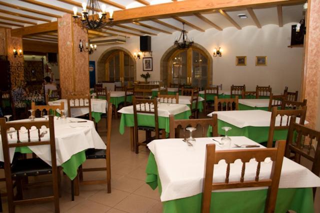 Tuéjar Hotel Alvarez מראה חיצוני תמונה